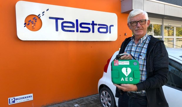 Cees van der Ende nam de AED van Telstar Uitgeverij B.V. even onder de loep.