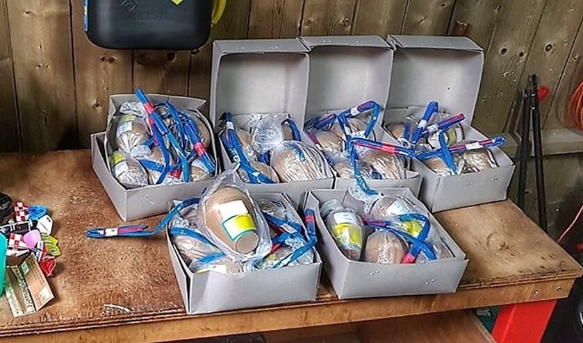 In de schuur werd nog meer illegaal vuurwerk aangetroffen (foto: politie Leischenveen-Ypenburg).