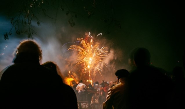 Een (krappe) meerderheid is nog wel voor afsteken van vuurwerk in de gemeente (archieffoto).