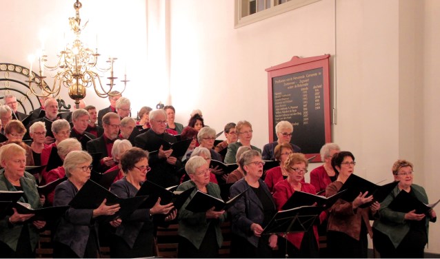 C.O.V. Cantate Deo is ook na zestig jaar nog steeds een springlevende koorvereniging die kwaliteit hoog in het vaandel heeft staan. Foto: L. Vreeswijk