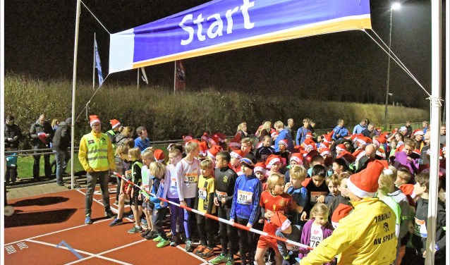 Start van de Light in the Night Kidsloop (foto: Bas van Binnendijk).