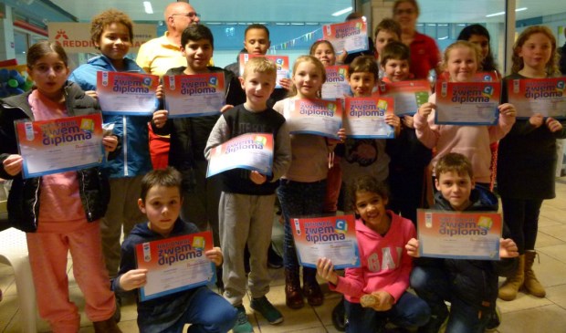 Sinds 1 januari 2018 komen de officiële ABC-diploma’s vanuit de Nationale Raad Zwemveiligheid. Foto: pr