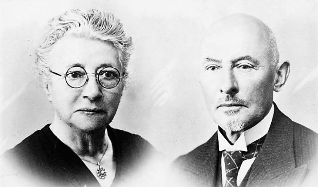 Het echtpaar Ziekenoppasser dook in 1943 onder bij Pieter Willem van der Meulen en zijn vrouw Adriana van der Meulen-Stolk in Voorburg.