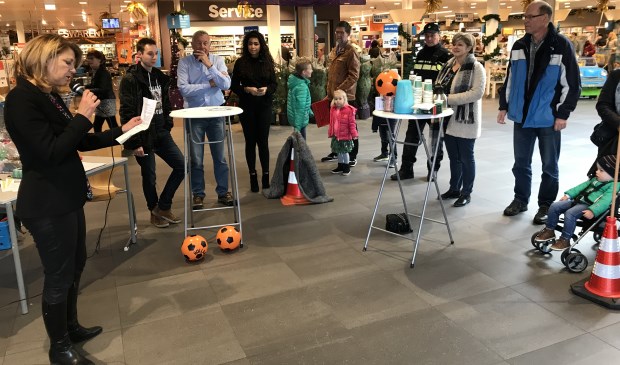'We maken er een voetbalfeest van en gaan gezellig bijpraten met de buren'. Foto: pr