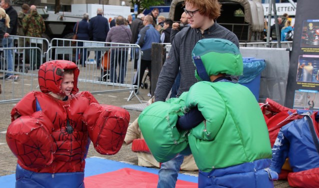 De gehele dag zijn er verschillende activiteiten en optredens te beleven voor jong en oud. Foto: pr