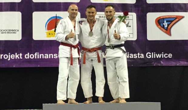 John Zwalve (m.) van Yotosama Europees Kampioen Jiu-Jitsu. Foto: pr