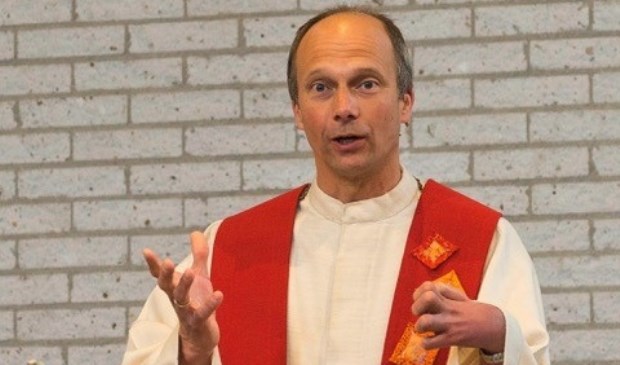 'Wij hebben niet de waarheid in pacht. Ín de kerk niet en ik als predikant al helemaal niet.' Foto: pr