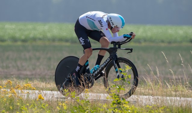 Dylan van Baarle op weg naar de titel Nederlands kampioen tijdrijden tijdens het NK Tijdrijden. Foto: Dick Soepenberg