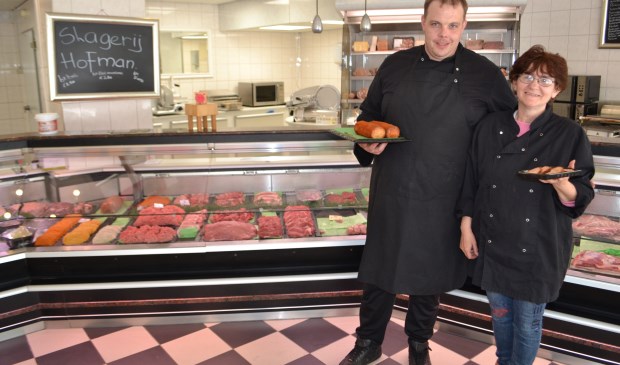 Maak gebruik van de kennismakingenaanbieding en proef de heerlijke grilworst van slagerij Hofman (foto: Inge Koot).