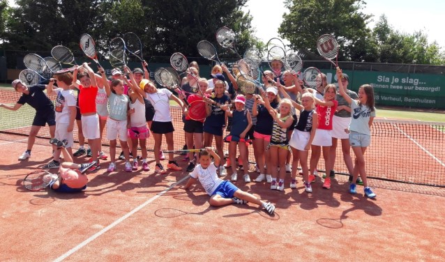 Voor iedereen als herinnering een medaille aan de BTC Kids Tennis3daagse 2018. Foto: pr