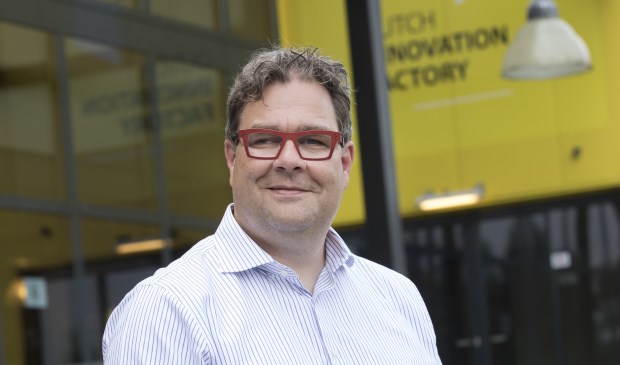 Jan Iedema, wethouder Onderwijs en Economie: 'Ik ben trots dat deze cybersecurity-professionals in Zoetermeer worden opgeleid.' Foto: Wim van IJzendoorn