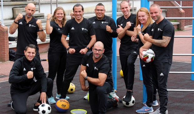 Teamfoto Jean-Louis en Dennis. De dagen zijn bedoeld om kennis te maken met verschillende, nieuwe en onbekende sporten, met één ding gemeenschappelijk: ze zijn allemaal te beoefenen in Zoetermeer. Foto: pr