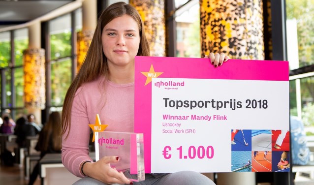 IJshockeyster Mandy Flink uit Zoetermeer heeft de Inholland Topsportprijs 2018 gewonnen. Foto: pr