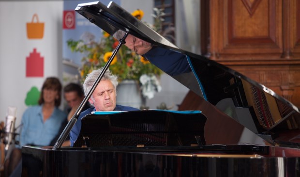 Optreden van Ivo Janssen in de oude Kerk te Voorburg