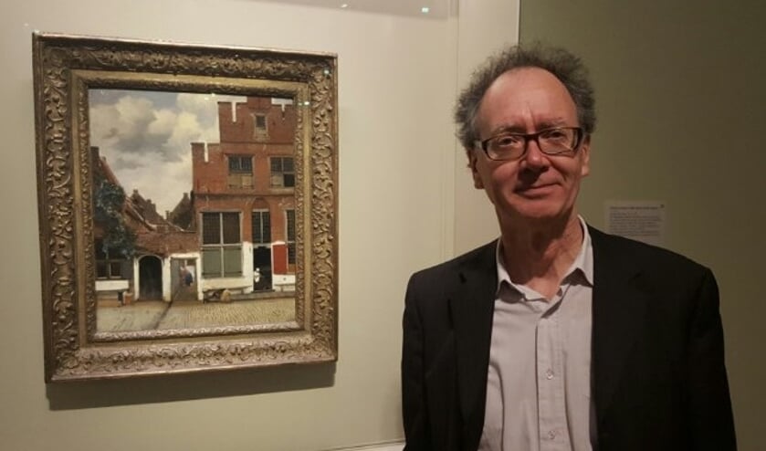 Prof. dr. Frans Grijzenhout bij "het straatje".