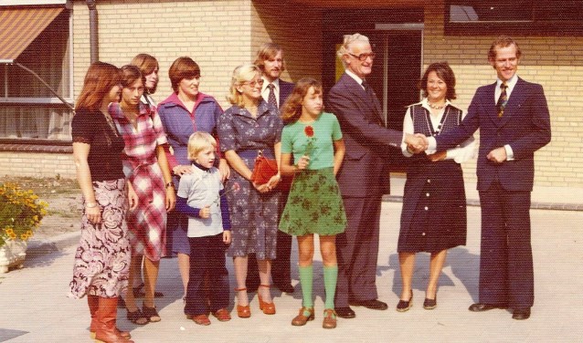 Opening van de Christinaschool aan De Tol in Leidschendam op 22 september 1976 (archieffoto Henk van der Giessen). 