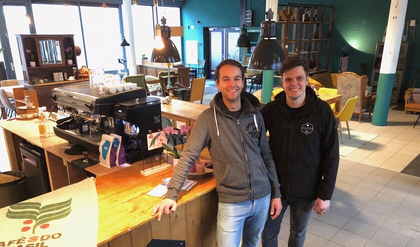 Frank en Brent openen aanstaande zaterdag 'De buren van Delfgauw'.