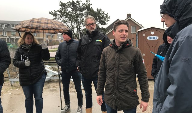 De leerkrachten gingen uiteraard ook de bouwplaats op