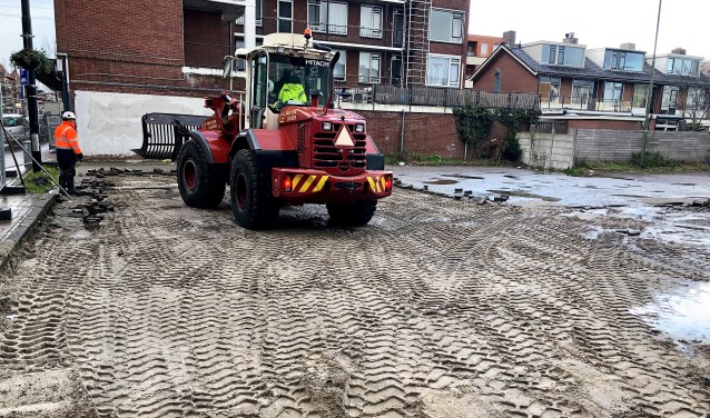Doordat de werkzaamheden aan het Molenpad/Damstraat van start zijn gegaan is parkeren in Leidschendam Centrum nu echt een serieus probleem geworden (foto: pr VVD).