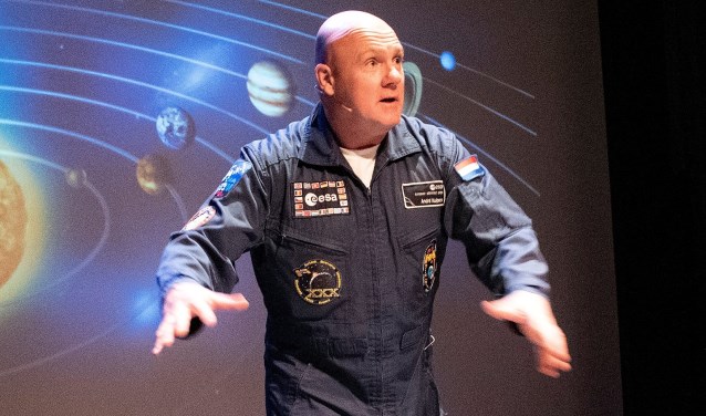 André Kuipers wil als ambassadeur van het Techniekpact leerlingen en leerkrachten voor techniek enthousiasmeren (foto: Michel Groen).