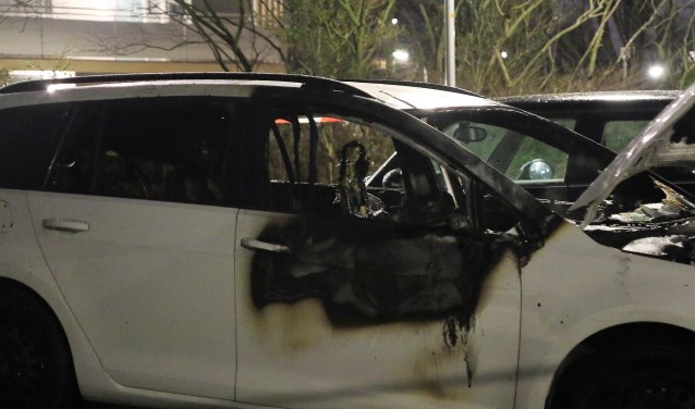 De afgelopen maanden wordt Leidschendam-Voorburg geteisterd door een reeks van autobrandjes en vernielingen met vuurwerk (archieffoto).