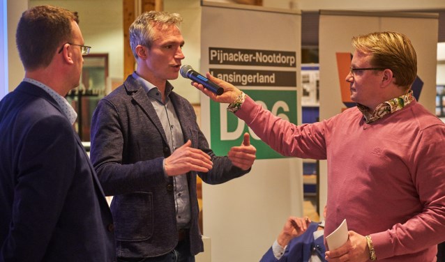 Berend Potjer van GroenLinks aan het woord. Het debat werd geleid door Gert-Jan Jense (rechts).