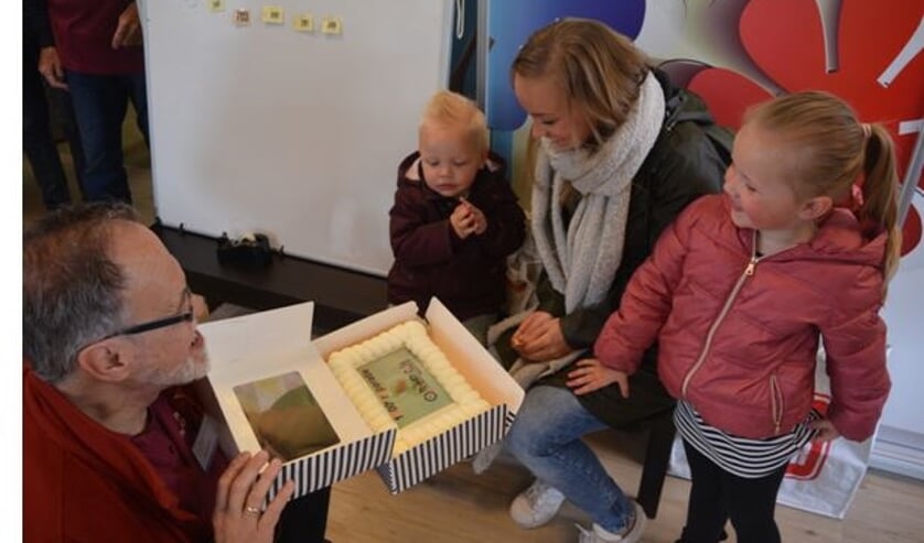 De 1.500ste reparatie was goed voor een taart!