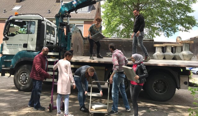 Er was ook geweldige hulp van de mensen van HABO GWW. Foto: pr