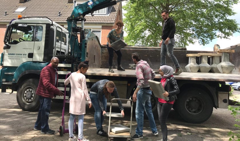 Er was ook geweldige hulp van de mensen van HABO GWW. Foto: pr