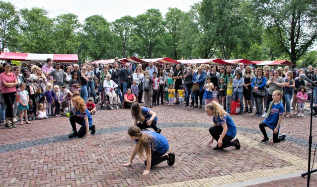 Er waren diverse demonstraties, presentatie, workshops en optredens (foto: Sebastiaan Barel).
