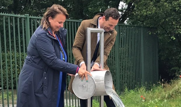 Wethouder Nadine Stemerdink en Hoogheemraad Marcel Belt (Foto: Gemeente LV)