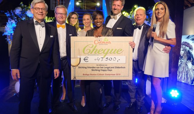 De opbrengst is voor Stichting Happy Days en de Vrienden van het LangeLand Ziekenhuis. Foto: Chris Lans