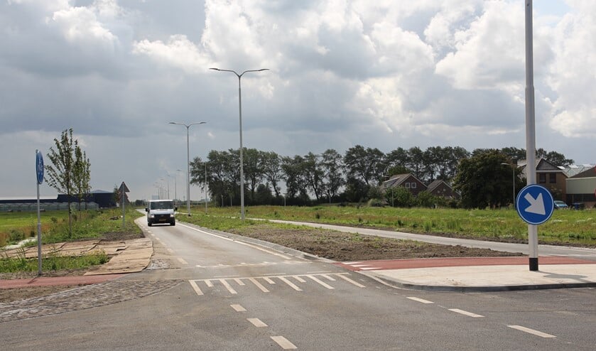 De Komkommerweg verbindt de N470 met de Delftsestraatweg.
