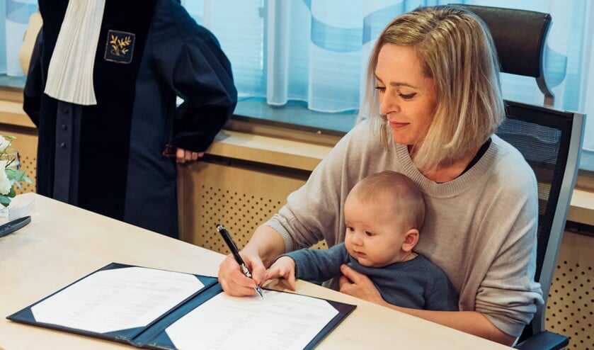 Bij één van haar maatjes werd ze gevraagd als getuige op zijn bruiloft (foto: Bas Otte)