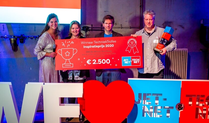 Basisschool De Wissel uit Den Haag gaat er vandoor met de Techniektrofee Inspiratieprijs 2020. Foto: Jet-Net & TechNet / Olivier Huisman