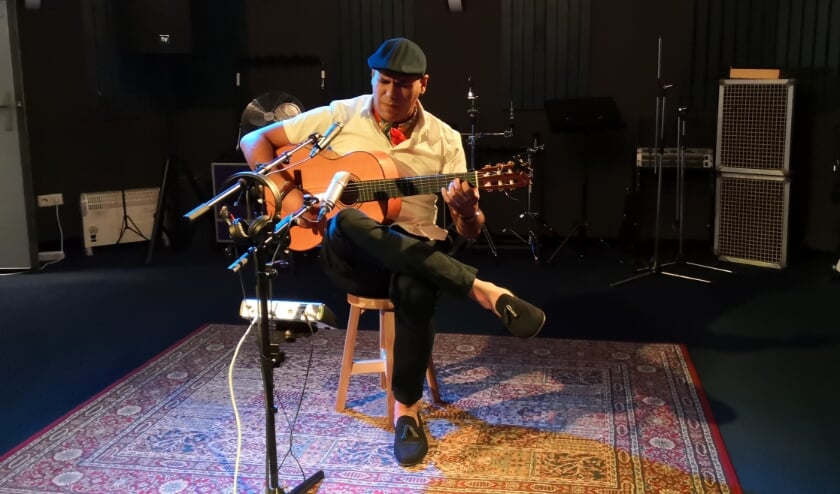 Abdel en Nostalgique, op vrijdag 24 juli in bibliotheek Leidschenveen. Foto: pr