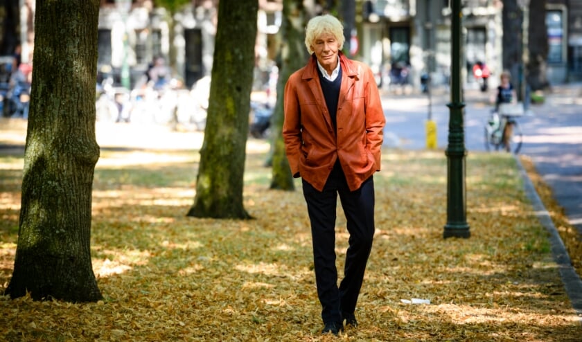 <p>Haags icoon Paul van Vliet. Tekst: Martin Reitsma i.s.m. uitgeverij Balans / Foto: Roy Beusker</p>