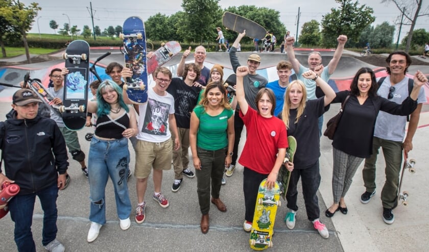 <p>Op zaterdag 10 juli is de eerste pumptrack van Den Haag geopend op skatepark Ypenburg. Foto: facebook.com/gemeente Den Haag / Frank Jansen</p>