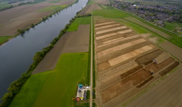 Archeologische opgravingen bij Ooijen.