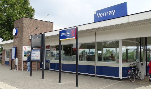 Ook op het station in Venray komen nieuwe in- en uitcheckpalen. Foto: archief Peel en Maas.