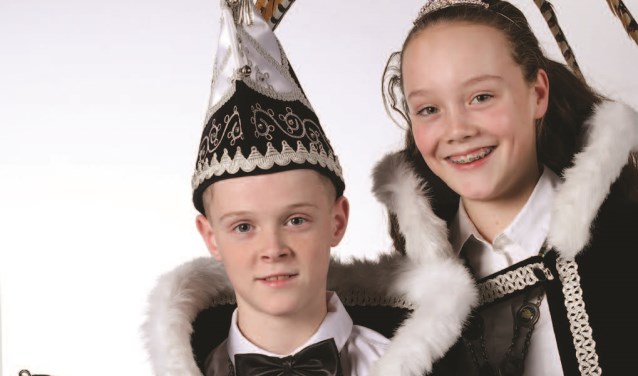 Jeugdprins Jim I en jeugdprinses Maud. Foto: Fotohuis Venray.