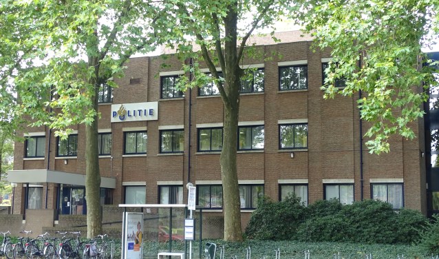 Het gebouw aan de Leunseweg is sterk verouderd en voldoet niet meer aan de eisen. Foto: archief Peel en Maas.