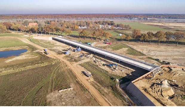 De nieuwe brug wordt naar verwachting in april 2019 geopend. Foto; projectbureau Ooijen-Wanssum.