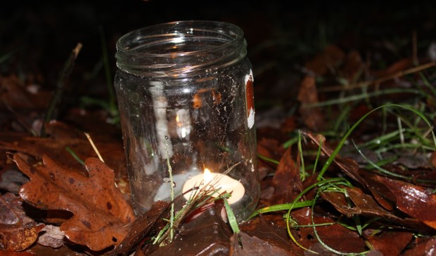 In Vredepeel wordt op zondag 23 december voor de zevende keer de kerstlichtjeswandeling gehouden.