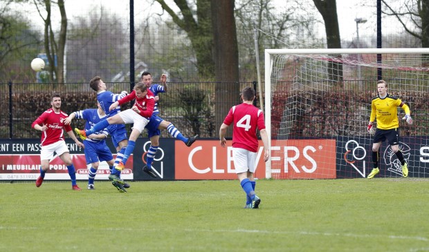 Venray ging zondag thuis hard onderuit tegen Bekkerveld: 1-4. Foto: Rikus ten Brücke