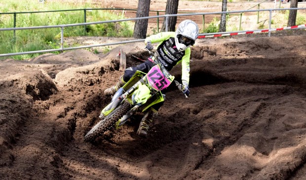 Amber Simons behaalde een tweede plaats in de damesklasse. Foto: Maycel de Bruijn