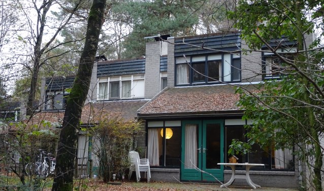 De gemeente Venray gaat vanaf 1 februari 2019 handhavend optreden tegen bewoners die permanent op Het Roekenbosch wonen.