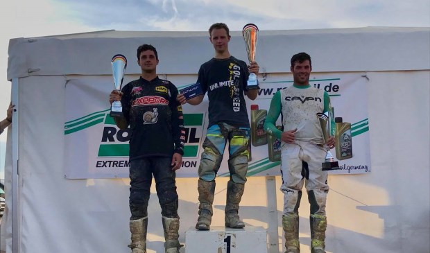 Het podium van het eindklassement in het Open Duits Kampioenschap quads met winnaar Joe Maessen. Foto: Quad MX live.