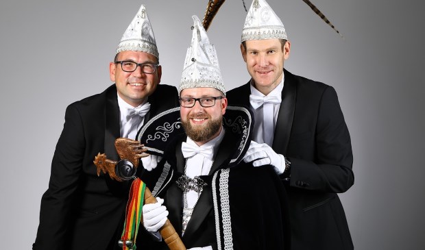 Het nieuwe prinselijk trio van De Piëlhaan. Foto: Fotohuis Venray. Foto: Fotohuis Venray.