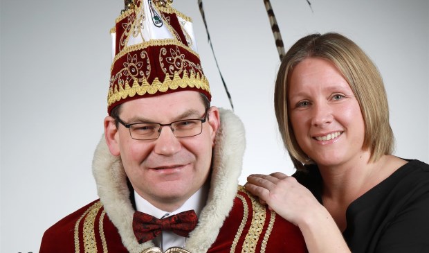 Jubileumprins Peter II samen met zijn prinses Fiona. Foto: Fotohuis Venray.